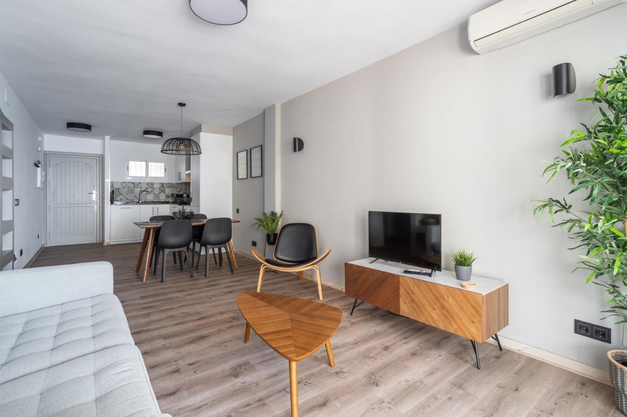 Stylish Apartment With Sea View Nerja Zewnętrze zdjęcie